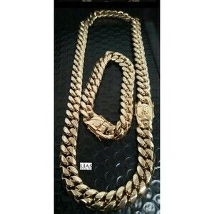 New 18k yellow gold Cuban link chain and bracelet set